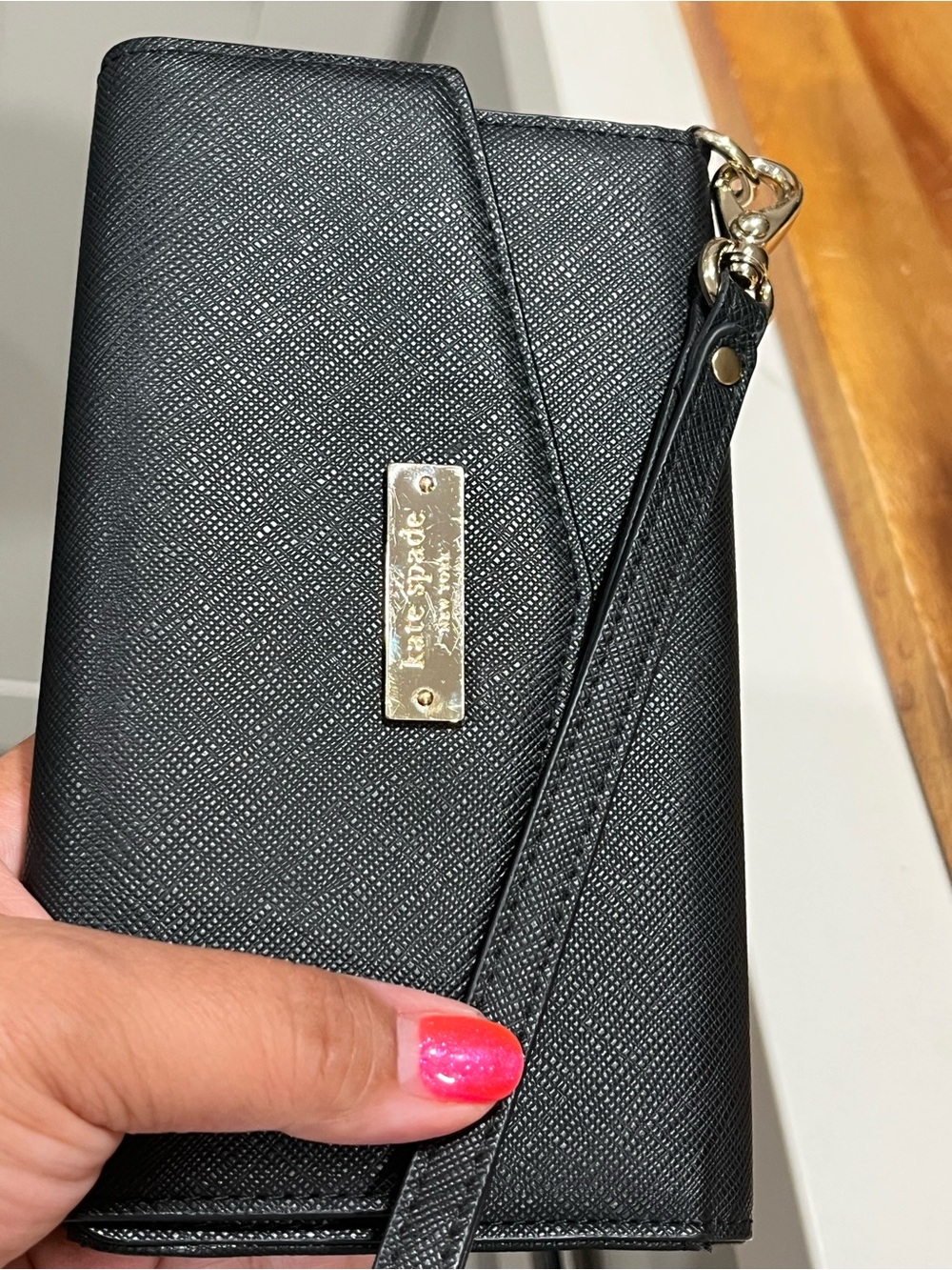 Kate Spade Laurel Way iPhone Wristlet Wallet Black Saffiano Leather EUC - Picture 9 of 9